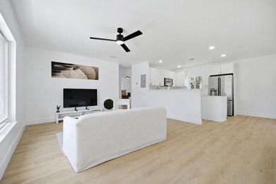 !ACCEPTING BACKUP OFFERS! STUNNING FULLY RENOVATED HOME OFFERING - photo 8