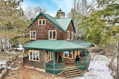 Lake Home For Sale in Hebron, New Hampshire