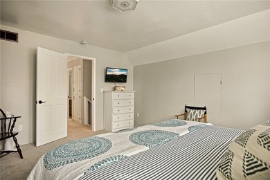 435 Riviera Dr - photo 34