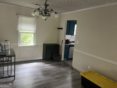 Priced to sell! This is a beautiful home, well-kept and cared - photo 3