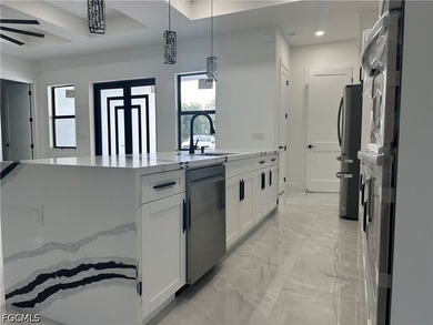 Welcome to this stunning new-build (2026) home on a spacious lot - photo 5