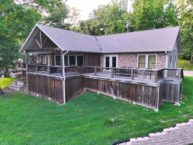 Welcome to your Table Rock Lake getaway--where breathtaking lake - photo 8