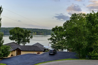 Welcome to your Table Rock Lake getaway--where breathtaking lake - photo 9