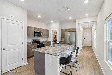 HIGHEST AND BEST OFFER DUE BY NOON SATURDAY 6/6/26 SHORT SALE - photo 3