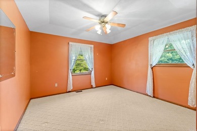 Welcome home to this beautifully maintained 3 bedroom, 2 bath - photo 14
