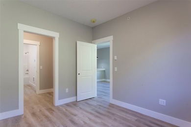Welcome to this brand-new 28-unit apartment designed for comfort - photo 14