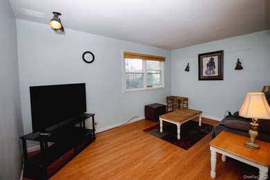 Legal two-family Colonial tucked away on large cul-de-sac - photo 5