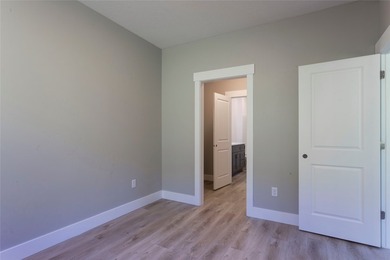 Welcome to this brand-new 28-unit apartment designed for comfort - photo 15