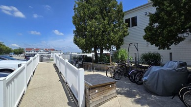 Close distance to everything you need from Ellenwood Landing - photo 17