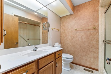 Welcome home to this beautifully maintained 3 bedroom, 2 bath - photo 18