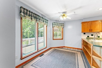 Welcome home to this beautifully maintained 3 bedroom, 2 bath - photo 23