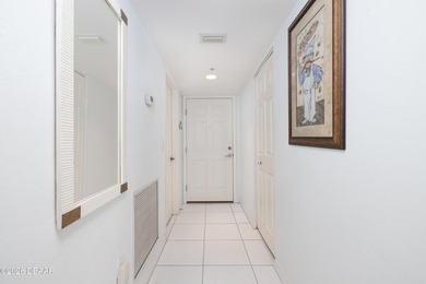 Experience luxury coastal living in this stunning 7th-floor end - photo 3