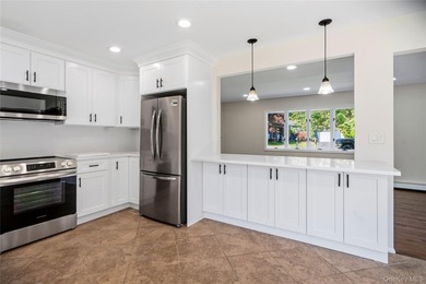 Welcome to this beautifully renovated 4-bedroom, 2-bath Cape - photo 10