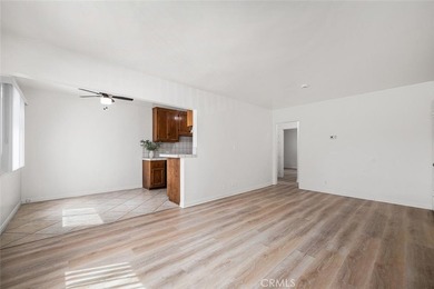 Premier location in Belmont Shore~ WALKING DISTANCE to the Ocean - photo 7