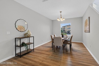 Welcome home to this beautifully renovated 3-bedroom, 2.5-bath - photo 12