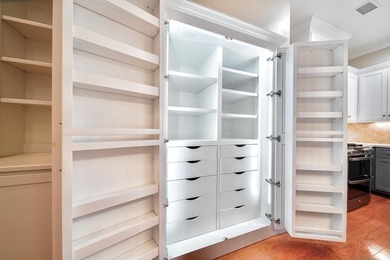 Luxury Lock-and-Leave Living in Brentwood at Maple Ridge - - photo 15