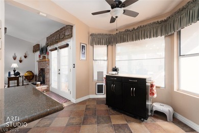 1 story pool home with 4 bedrooms and a 3 car garage!  Pool/spa