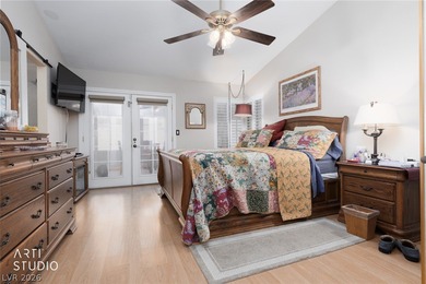 1 story pool home with 4 bedrooms and a 3 car garage!  Pool/spa