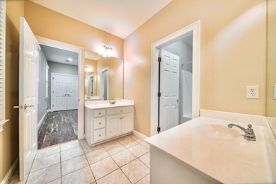 Luxury Lock-and-Leave Living in Brentwood at Maple Ridge - - photo 23