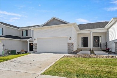 (private lake, pond, creek) Townhome/Townhouse For Sale in Pleasant Hill Iowa