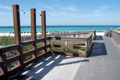 Good luck trying to tear your eyes away from the endless bay - photo 47