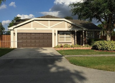 Weston Lakes Area Home For Sale in Sunrise Florida