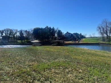 Lake Lot For Sale in Corsicana, Texas