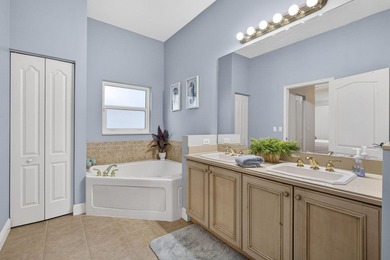 Beautifully maintained 3-bedroom, 2.5-bath home located in The - photo 21
