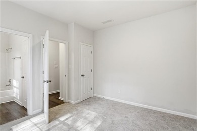 Welcome to 2296 Talbot Rdg, a beautifully updated home with a - photo 24