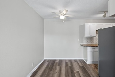 Fully renovated condo in the heart of the Whittier neighborhood! - photo 6