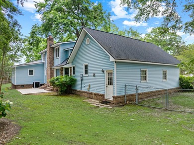 This spacious 4 bedroom, 2.5 bath home offers over 2,800 square - photo 28