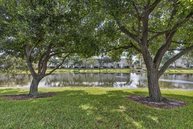 Beautifully maintained 3-bedroom, 2.5-bath home located in The - photo 41