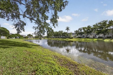 Beautifully maintained 3-bedroom, 2.5-bath home located in The - photo 43