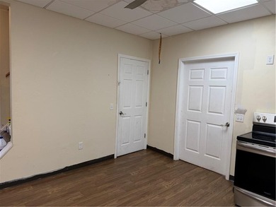 This home was fully upgraded 2 1/2 years ago with new flooring - photo 8
