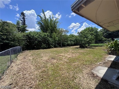 This is a very good investment in a nice location with all the - photo 4