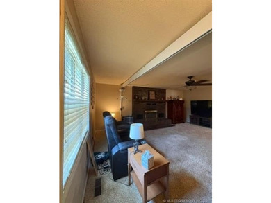 Large 3 bedroom 2 full bath home . This home sits on 1 acre - photo 5