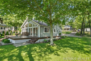 Bills Lake Home For Sale in Newaygo Michigan