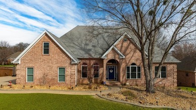 Beautiful home in highly sought-after Osage Falls Estates - photo 1