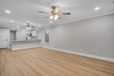 (private lake, pond, creek) Home For Sale in Chattanooga Tennessee