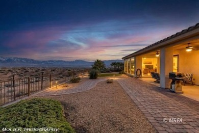 Welcome to 1402 Vista Del Ciudad, a spacious, beautiful home