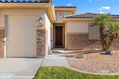 Welcome to 1402 Vista Del Ciudad, a spacious, beautiful home