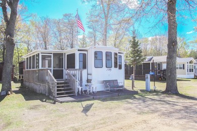 Big Portage Lake cabin! Enjoy the lake life with less - photo 1