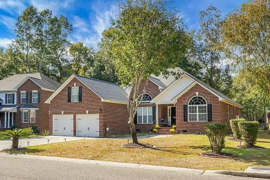 (private lake, pond, creek) Home For Sale in North Charleston South Carolina