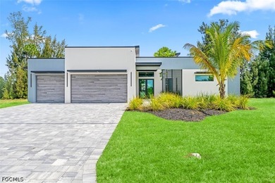 Experience modern luxury waterfront living in this stunning - photo 1