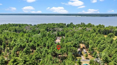 Looking for a nice cozy cottage only 3 blocks from Castle Rock - photo 6