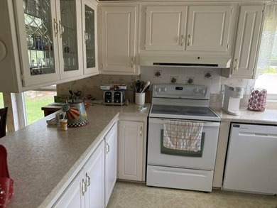 This beautiful 1 of a kind home features 2300 square feet of - photo 17