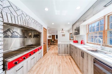Experience luxury mountain living in this stunning, fully - photo 18