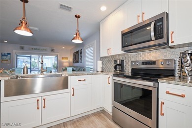 Cape Coral Area Townhome/Townhouse For Sale in Cape Coral Florida