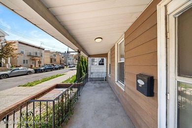 Charming legal two family home in Staten Island's Arrochar and - photo 22