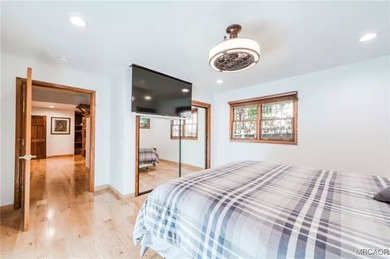 Experience luxury mountain living in this stunning, fully - photo 40